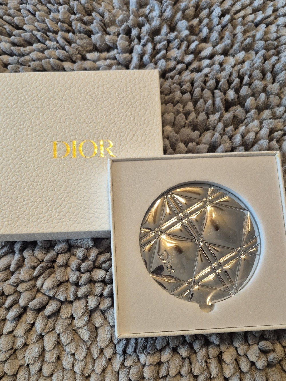 NWT Dior Silver Round Makeup Mirror Compact Comes In White DIOR Gift Box